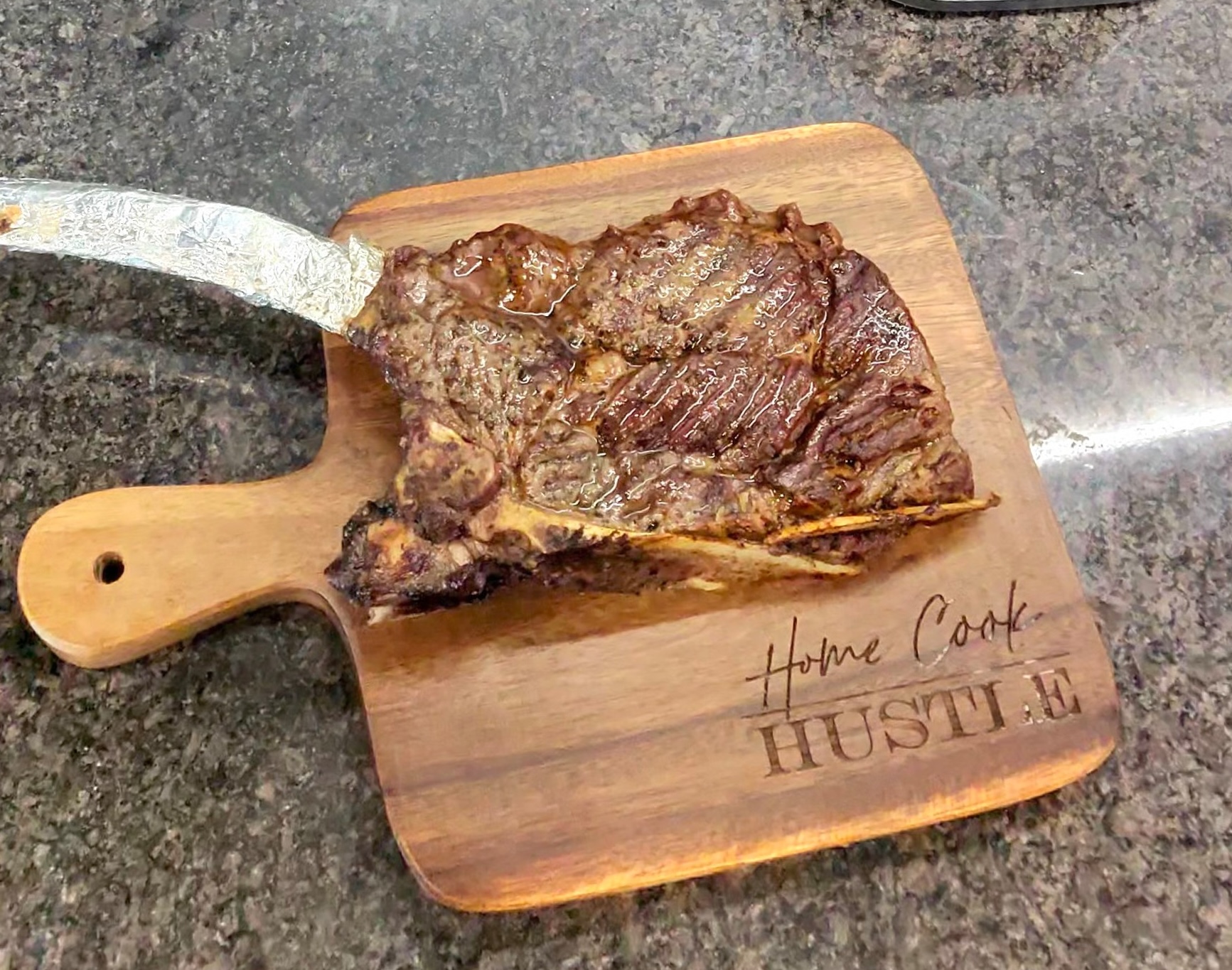 Tomahawk steak classic - reverse seared